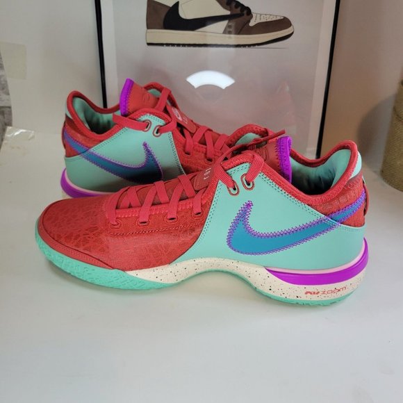 Nike Zoom LeBron NXXT Gen Track Red Liverpool DR8784-600 Men's Size 10.5 - Picture 2 of 4